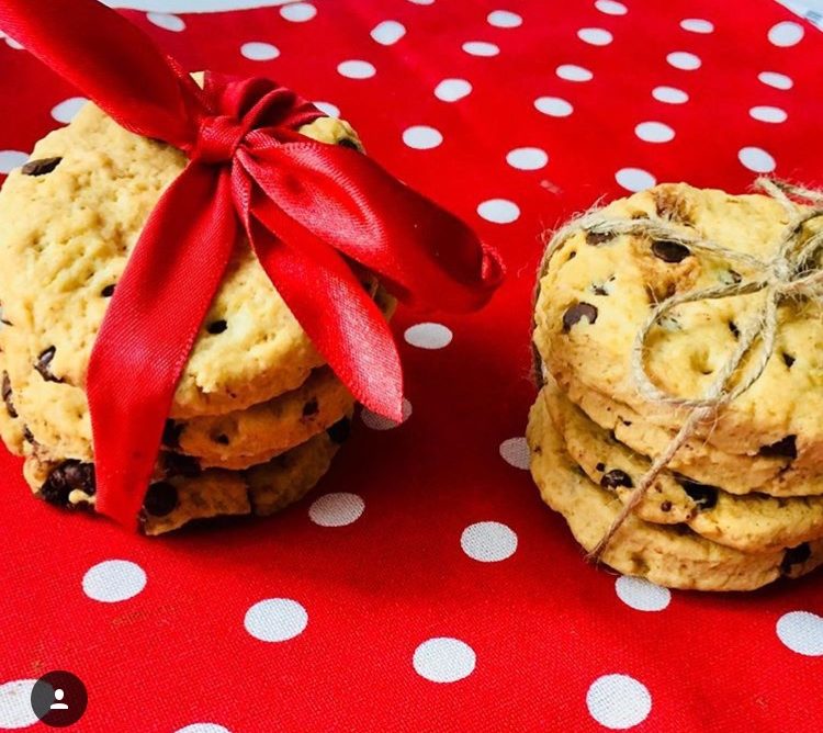 Biscotti alle mandorle senza glutine e senza lattosio