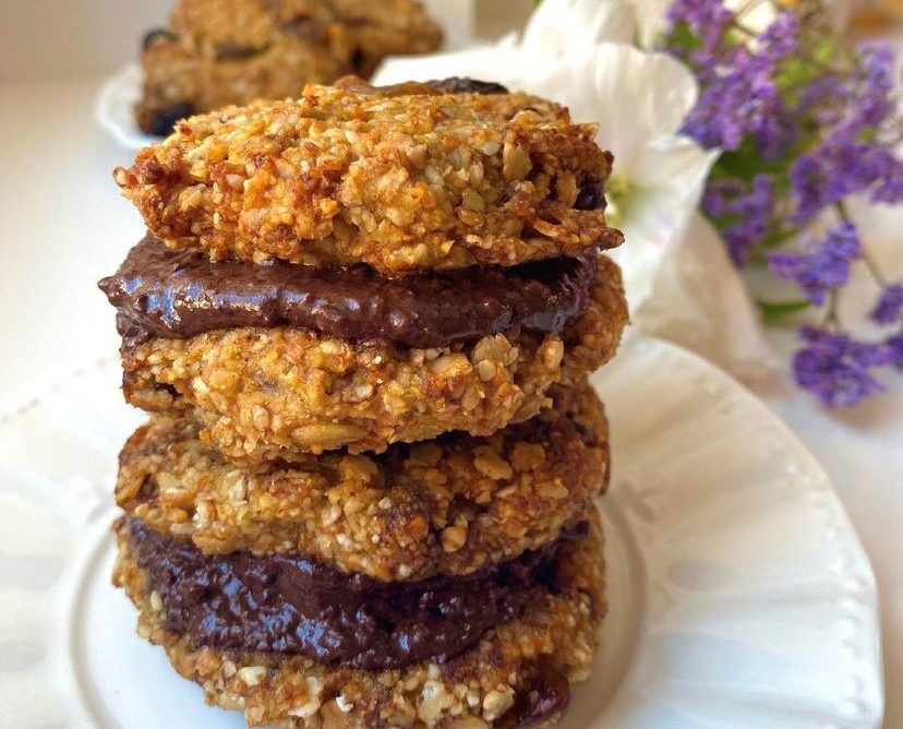 Biscotti di grano saraceno uvetta e mandorle